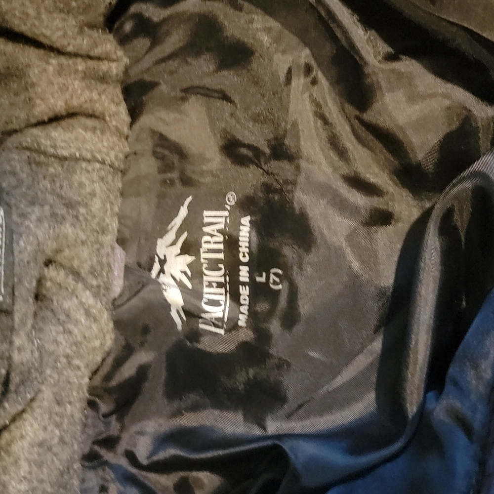 EUC Puffy jacket - Picture 2 of 4